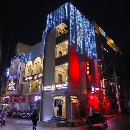 Fabhotel Memories Inn バンガロール エクステリア 写真