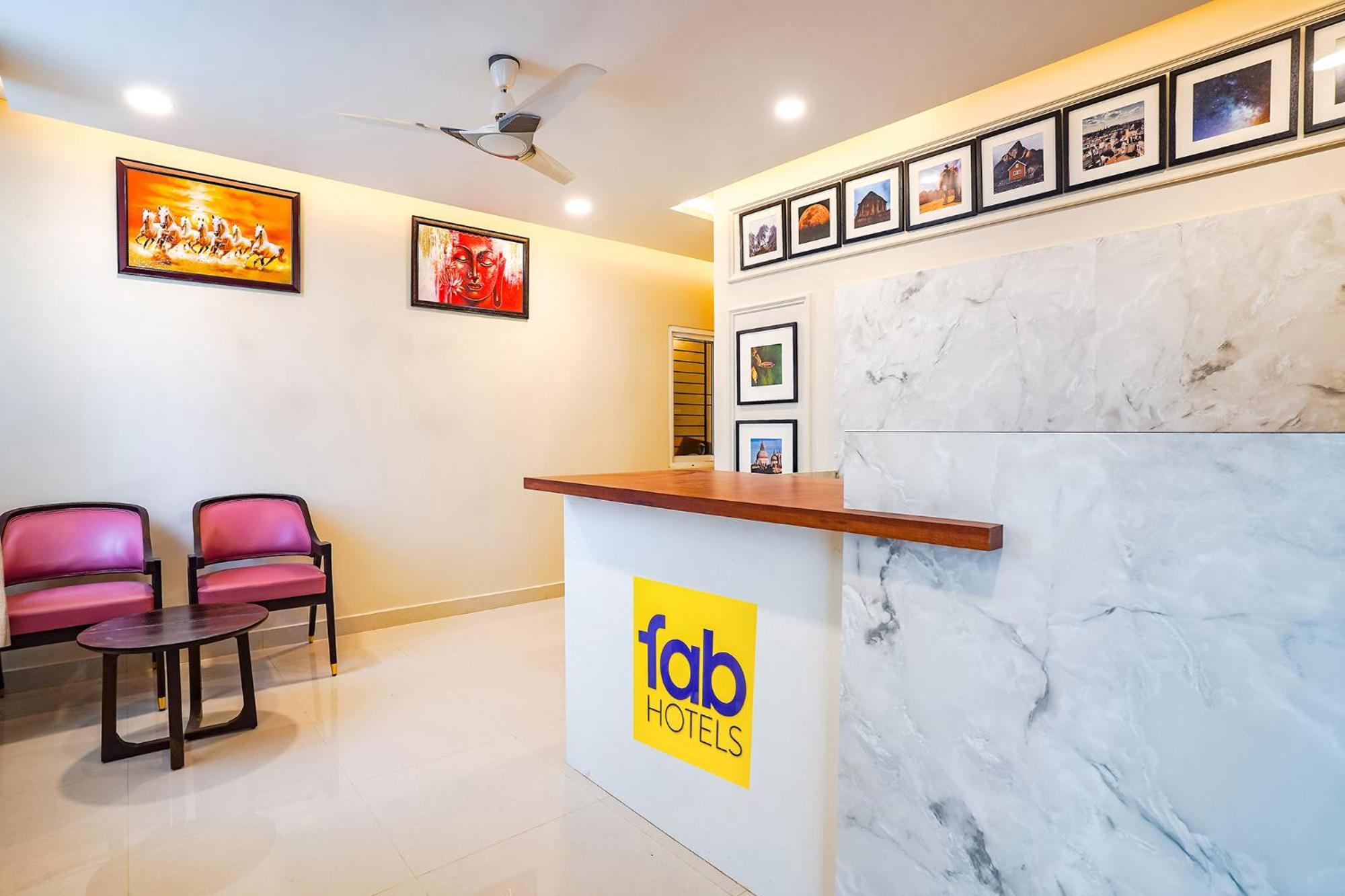 Fabhotel Memories Inn バンガロール エクステリア 写真