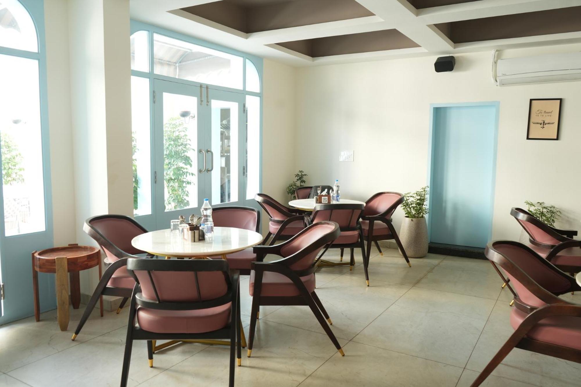 Fabhotel Memories Inn バンガロール エクステリア 写真
